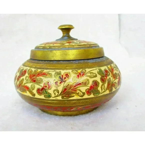 Enameled brass jar with lid, etched painted India Trinket keepsake colorful red - Picture 1 of 7